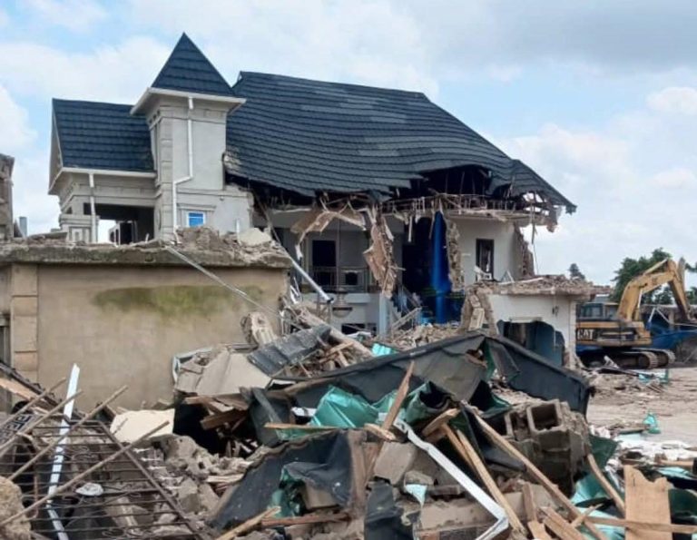 Oyo Government Demolishes Building Allegedly Used as Arms Cache in Ibadan