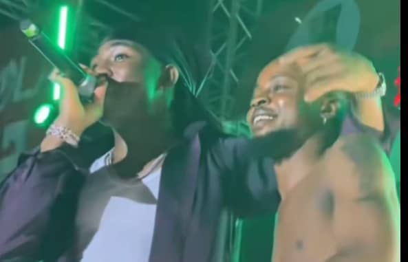 HomeComing: Fola Gives N500,000 to Fan With Tattoo of His Face at Ibadan Concert